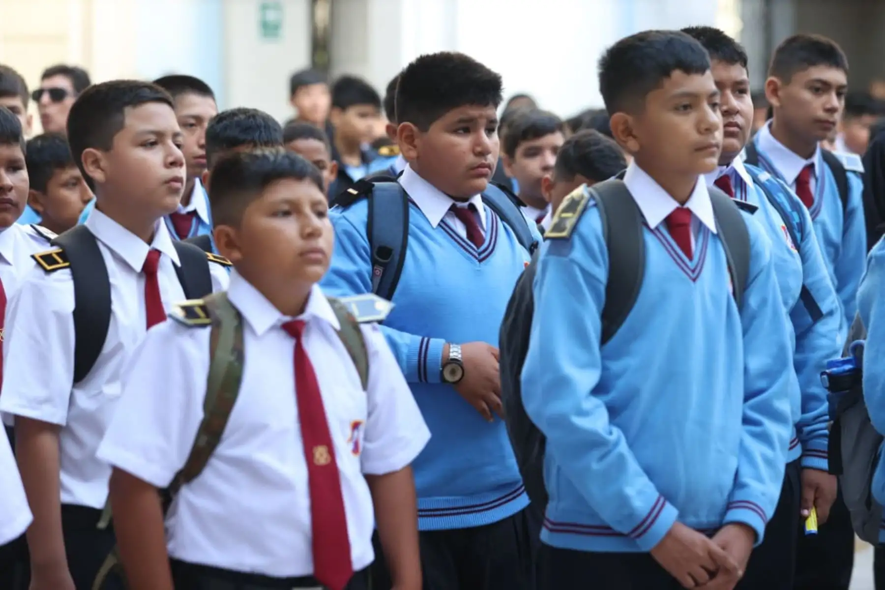 Escolares del Colegio Nuestra Señora de Guadalupe retornan a las aulas en el inicio del año escolar 2026, en una jornada que congrega a más de seis millones de estudiantes en todo el país. Foto: ANDINA/ Melina Mejía