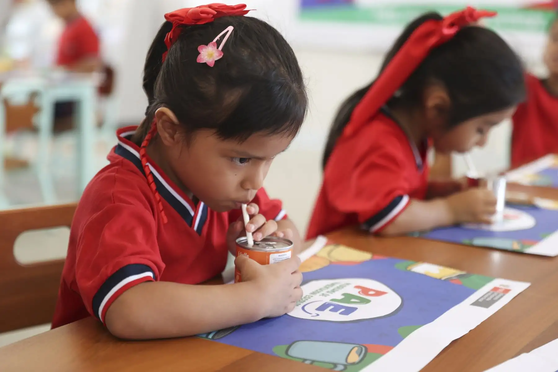 Durante el 2026, el PAE atenderá a más de 4 millones de estudiantes en 67 mil instituciones educativas públicas, mediante la distribución de más de 107 mil toneladas de alimentos a nivel nacional. Foto: ANDINA/Jhonel Rodríguez Robles