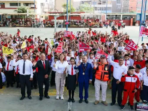 Ministra de Desarrollo e Inclusión Social, Lily Vásquez, participó de la ceremonia del Buen Inicio del Año Escolar en Trujillo, que se desarrolló en el colegio José Carlos Mariátegui, en el distrito de El Porvenir. ANDINA/Difusión