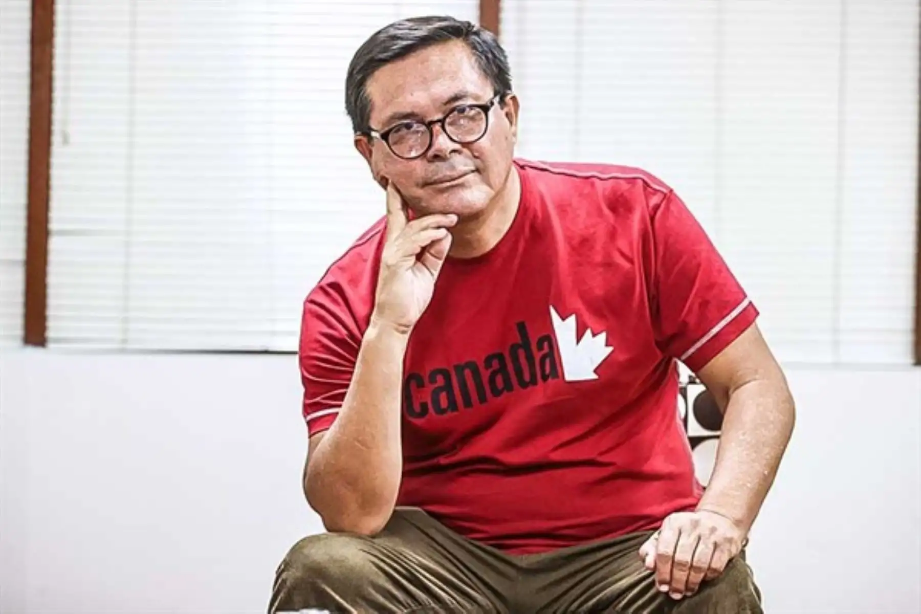 El destacado narrador Luis Fernando Cueto ha radicado una década en Europa. ANDINA/Melina Mejía