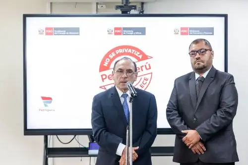 Gobierno destina S/ 500 millones a Petroperú para asegurar operaciones