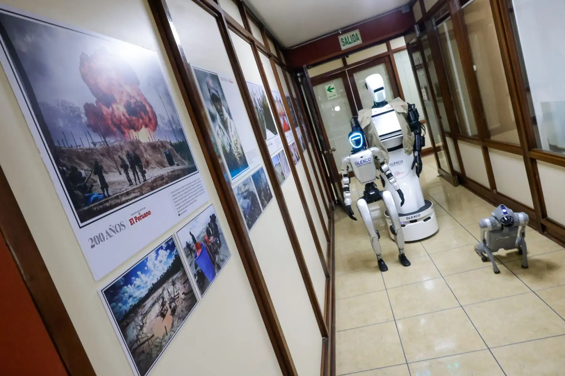 Los dispositivos tecnológicos fueron presentados como parte del crecimiento del mercado de robótica en sectores como educación, minería, retail y servicios. Foto: ANDINA/Luis Iparraguirre.