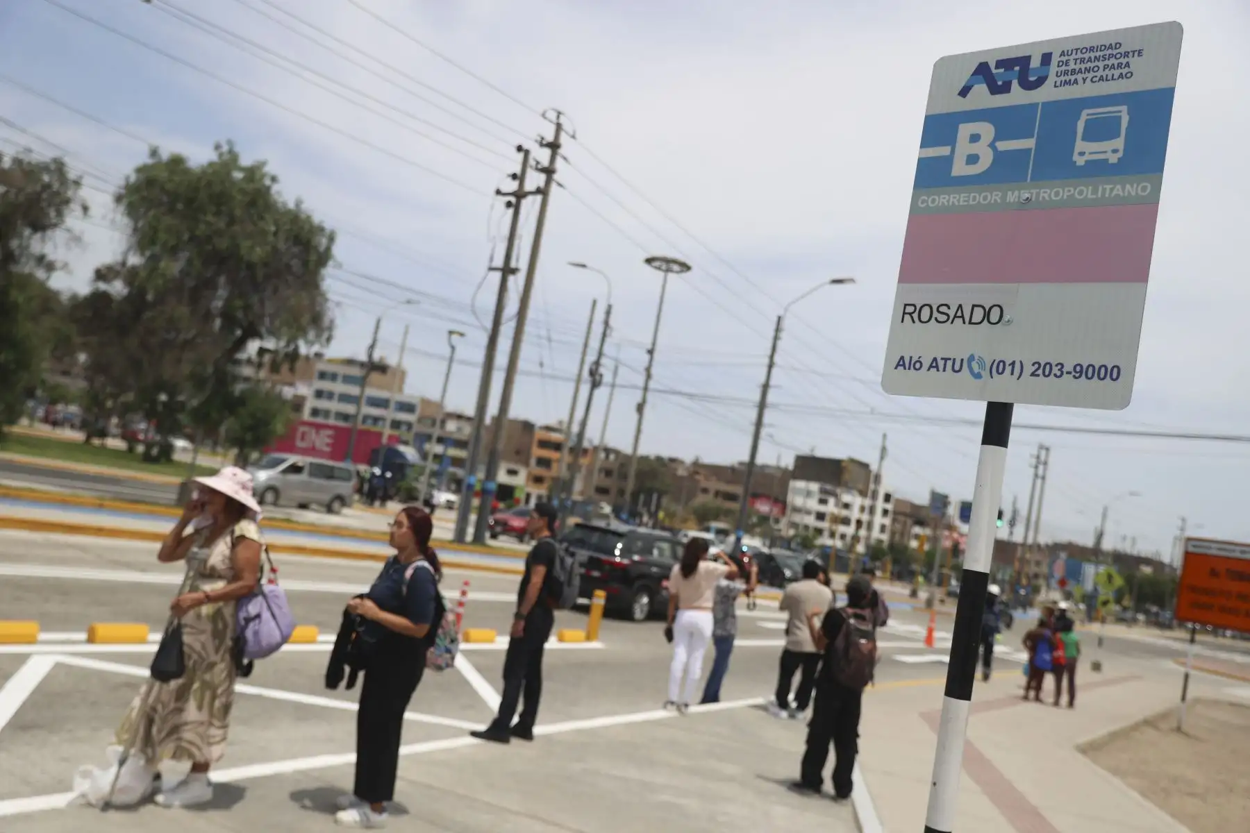 Se iniciará en un tramo de av. Tomás Valle, en el Callao, y reducirá los tiempos de viajes. Es el primero de ocho carriles que conectarán ambas ciudades. Foto: ANDINA/Jhonel Rodríguez Robles