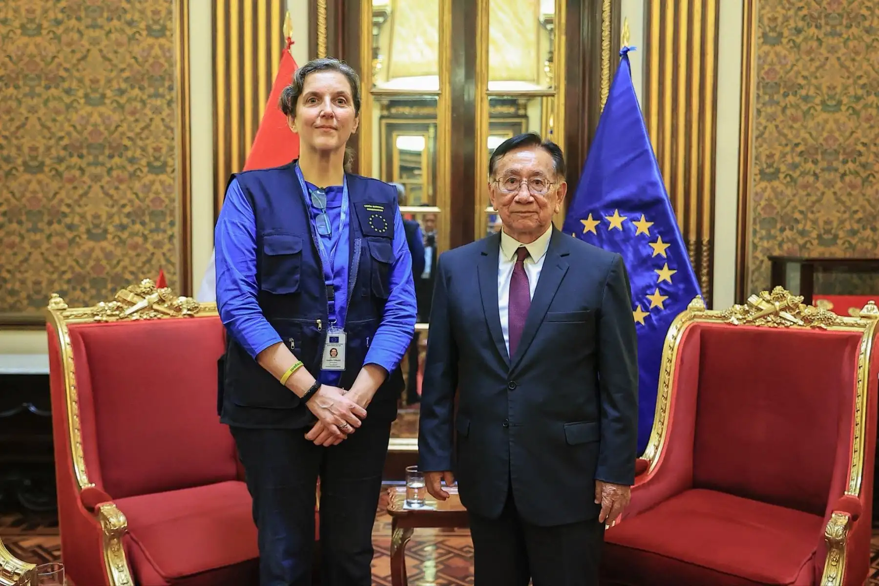 El presidente José María Balcázar, acompañado del canciller Hugo de Zela, sostuvo en Palacio de Gobierno una audiencia con la jefa de la Misión de Observación Electoral de la Unión Europea, la eurodiputada, Annalisa Corrado, quien se encuentra realizando una visita inicial al país. Foto: ANDINA/Prensa Presidencia