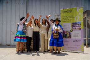 La Cooperativa Agraria de Mujeres Warmi Tarpuy concretó, este 16 de marzo, el envío de 50 toneladas de quinua blanca hacia el puerto de Rotterdam, en los Países Bajos, uno de los principales puntos de ingreso de alimentos al mercado europeo. ANDINA / Difusión.