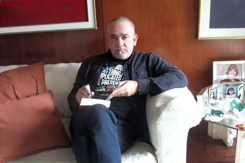 Novelista Gustavo Faverón