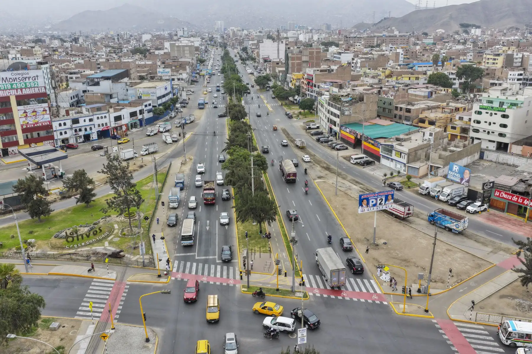 Municipalidad de Lima entrega la renovada avenida Carlos Izaguirre y nueva ciclovía Huandoy en Lima Norte. Obras benefician a más de 1.5 millones de vecinos e impulsan la movilidad sostenible y la seguridad vial de la zona

Foto: ANDINA/Juan Carlos Guzmán Negrini
