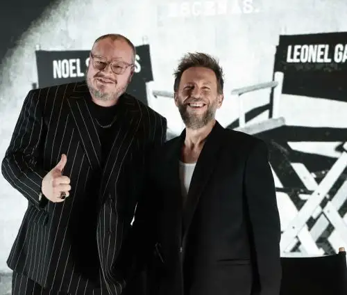 Sin Bandera amplía tribuna para celebrar sus 25 años