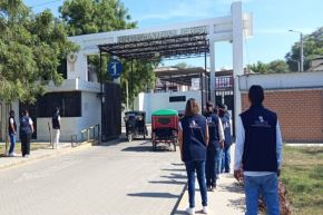 Otros locales importantes como la I.E. José Carlos Mariátegui (8,560 electores) y la I.E. Teniente Miguel Cortés del Castillo (8,260 electores) también concentran una alta afluencia de votantes.