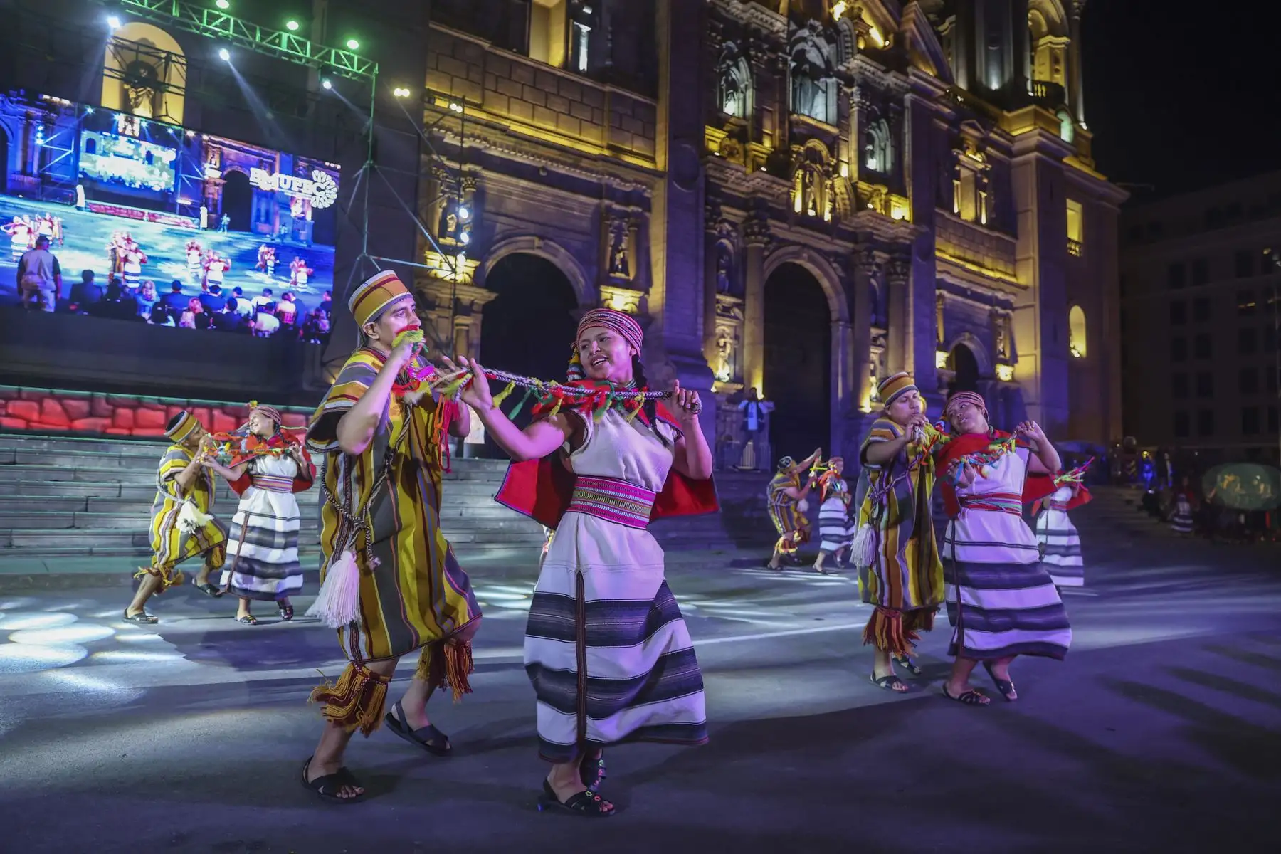 El presidente de la república, José María Balcázar, participa en el lanzamiento de la festividad del Inti Raymi (Fiesta del Sol) que se celebrará en el Cusco en el mes de junio.
Foto: ANDINA/Prensa Presidencia