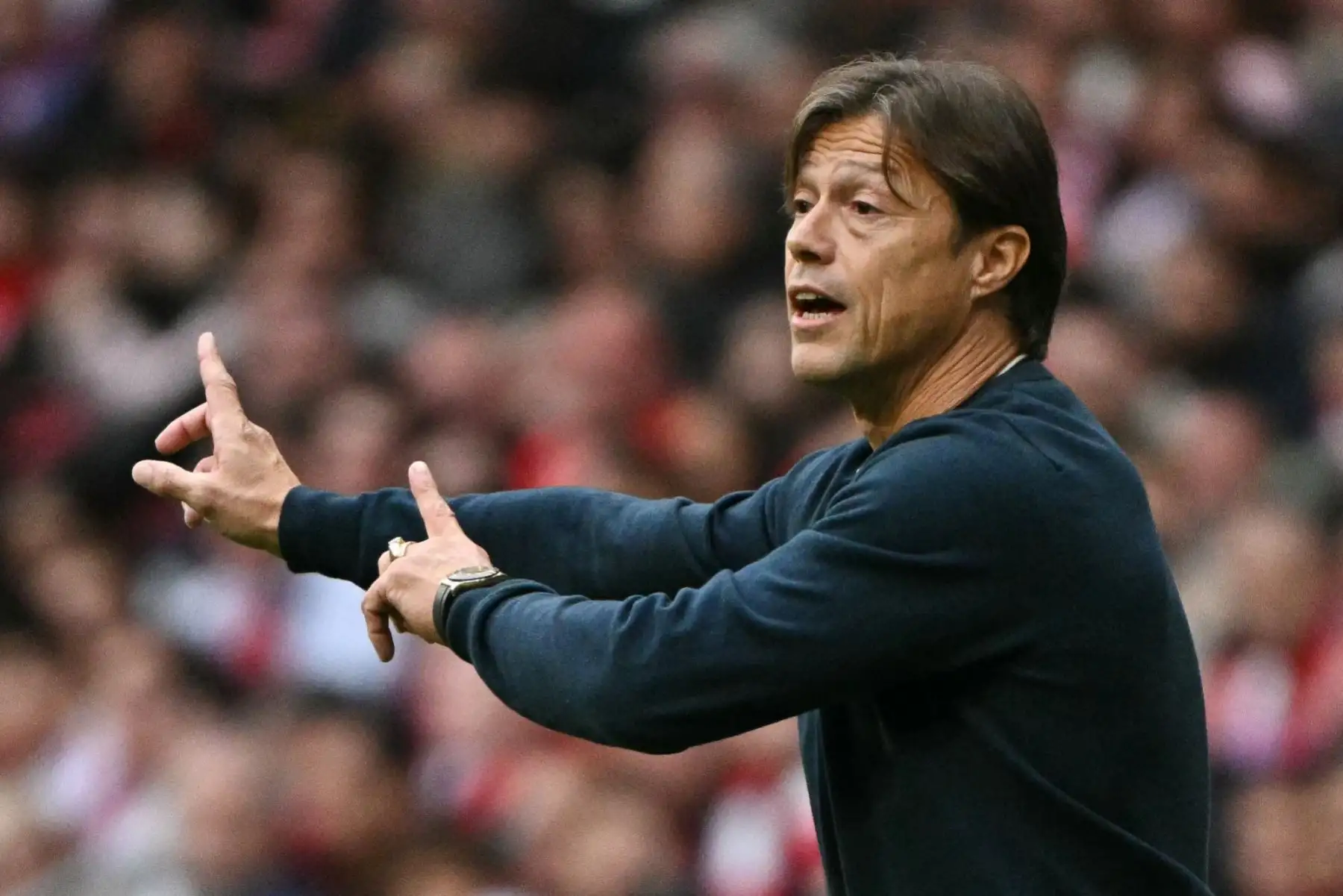 El Club Sevilla anunció el despido del técnico argentino Matías Almeyda
