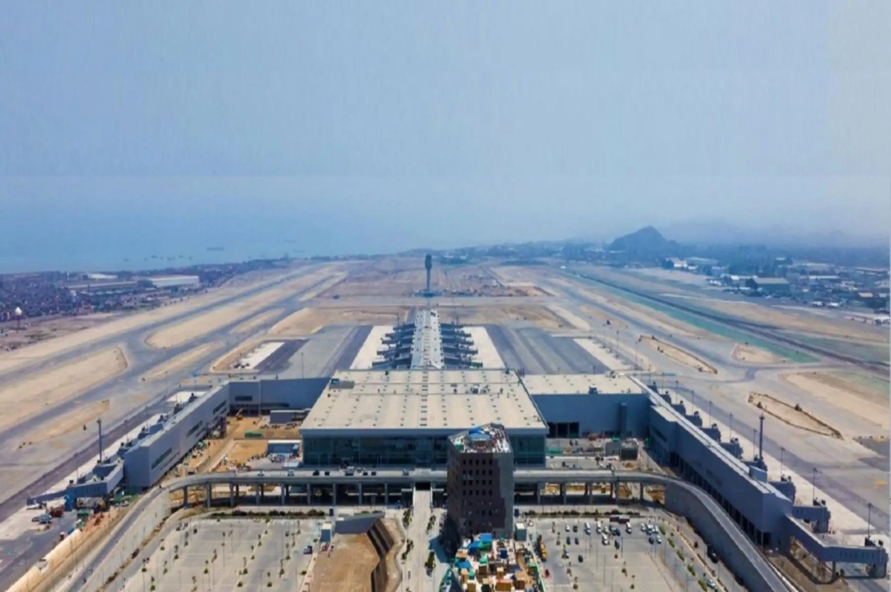 Ositrán: Fase 1B del nuevo Aeropuerto Internacional Jorge Chávez presenta avance de 98.91%