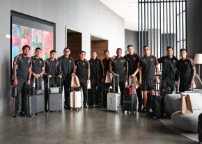 Selección peruana viaja rumbo a Europa para jugar amistosos ante Senegal y Honduras