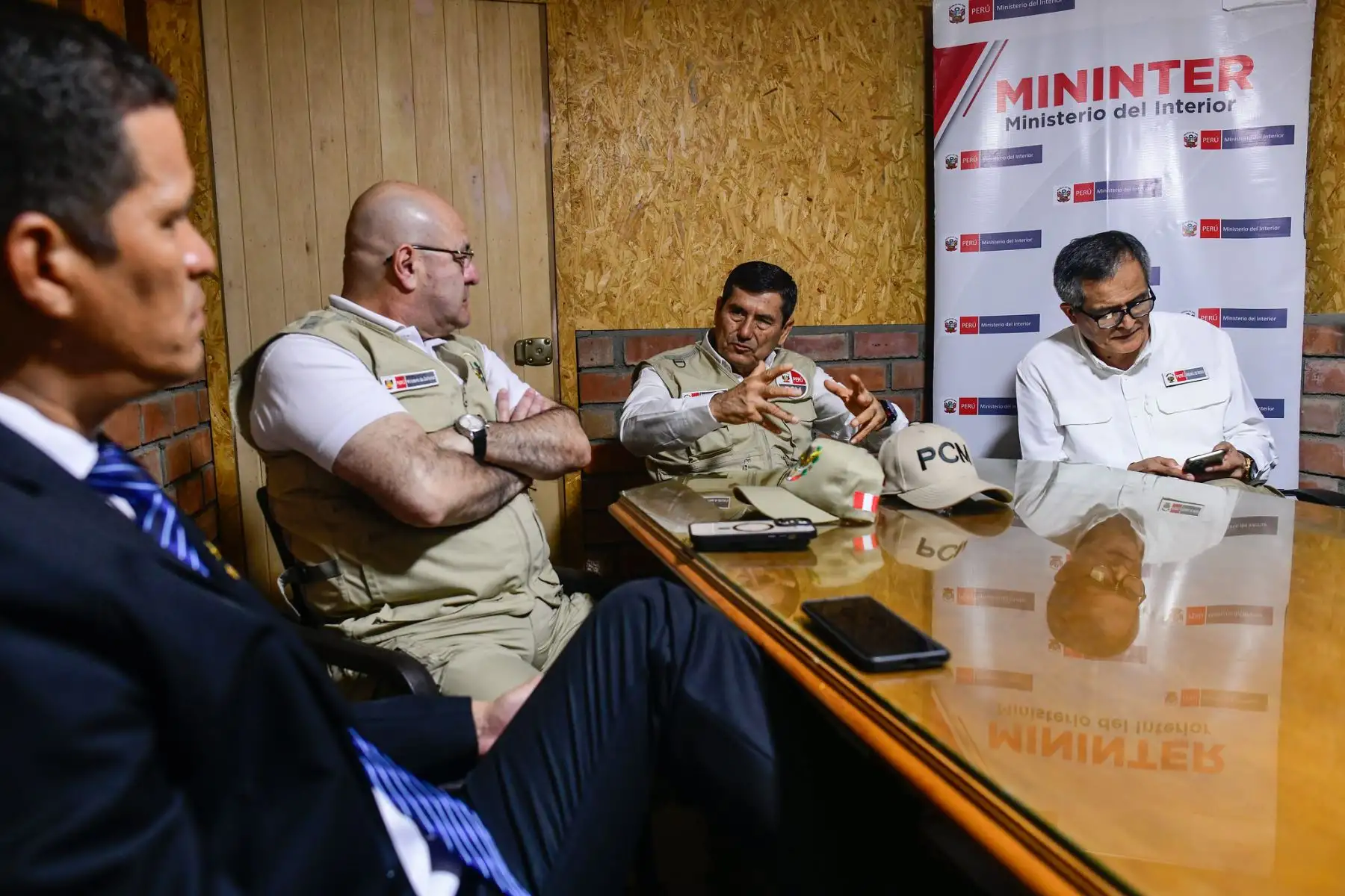 El Ejecutivo viene impulsando iniciativas como “Corredor seguro” y “Pasajero seguro” para proteger a usuarios y trabajadores del transporte público. Foto: ANDINA/PCM.