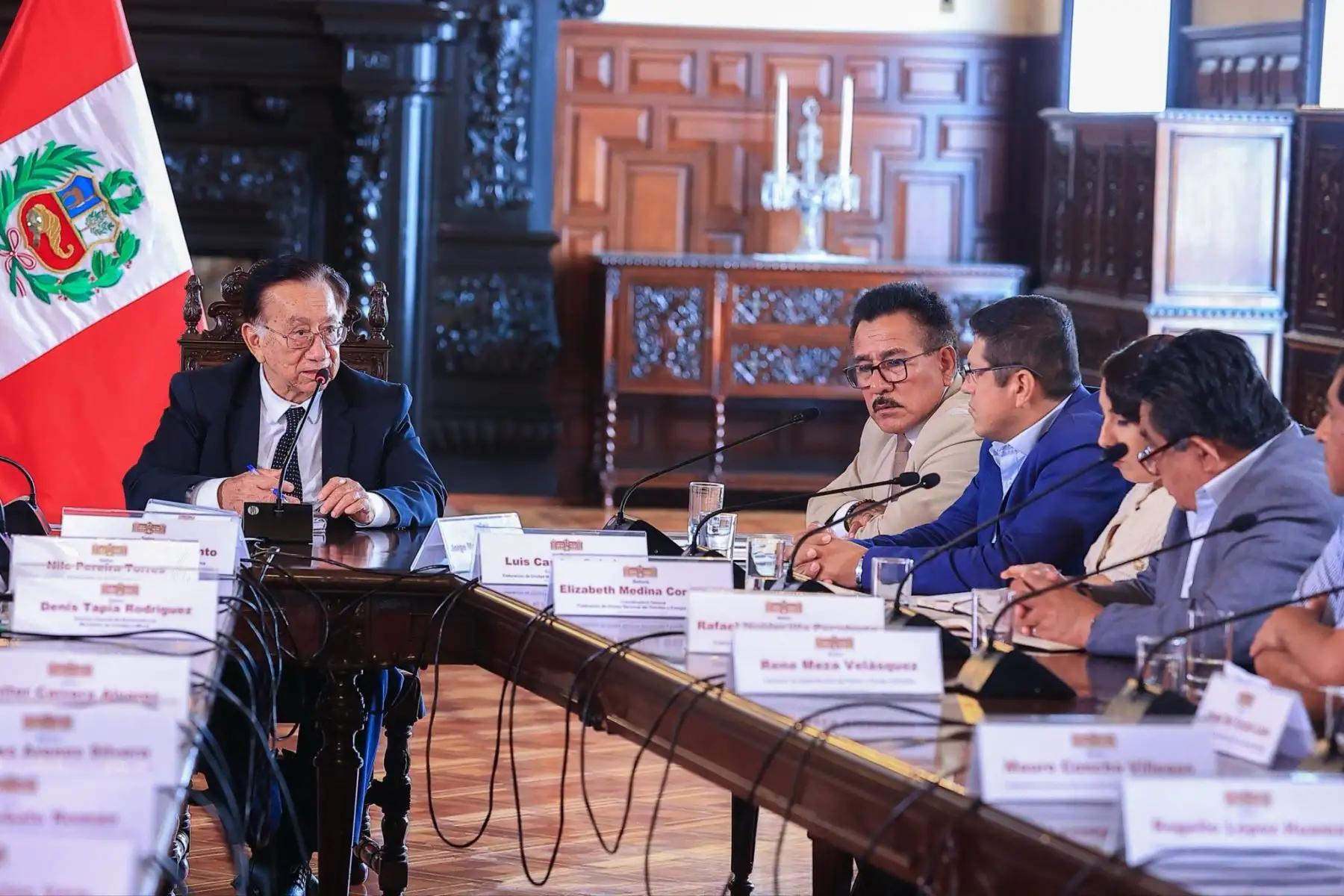 Presidente Balcázar se reunió con Federación de Unidad Nacional de Petróleo y Energía