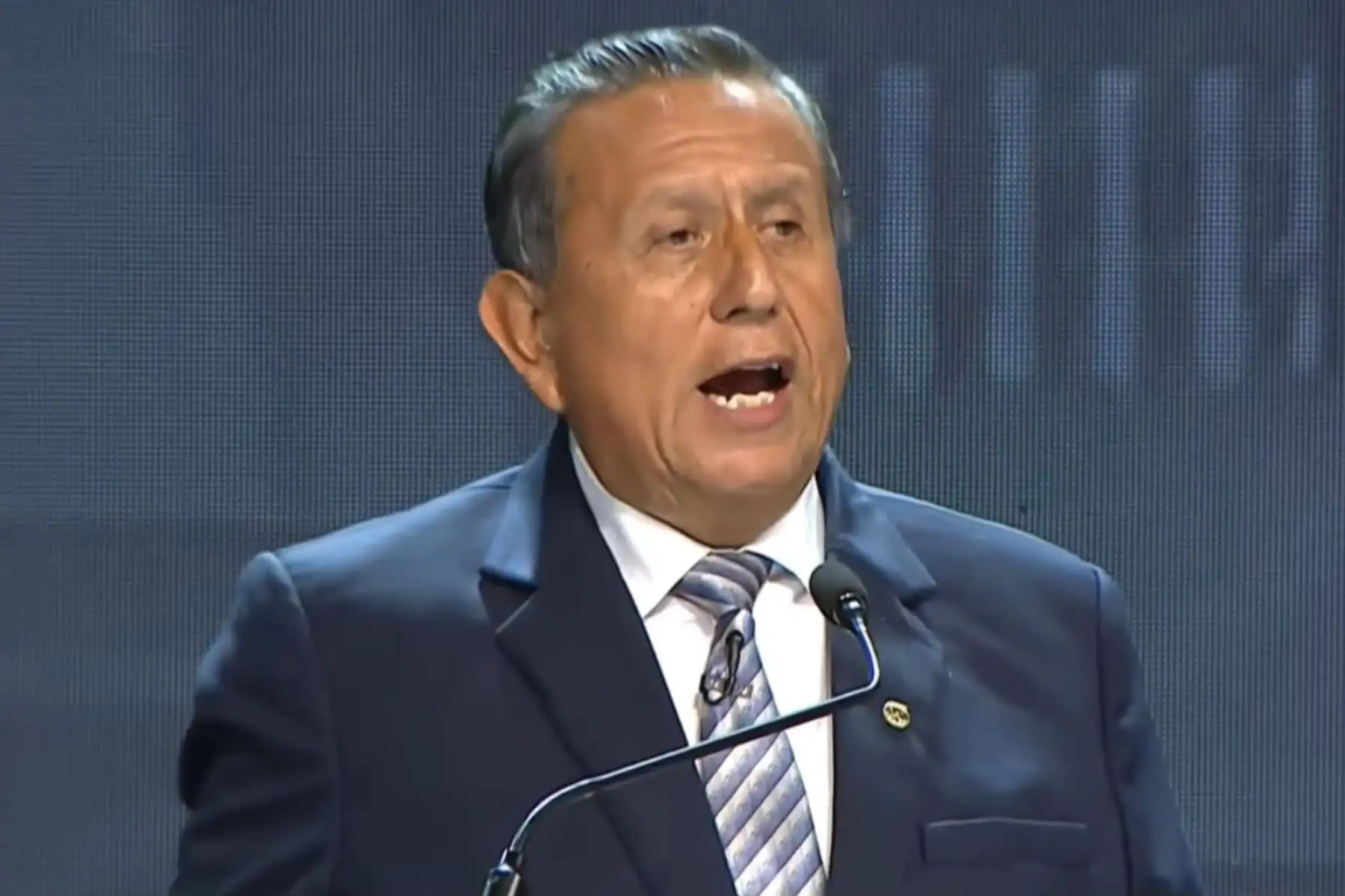 Debate presidencial: Ortiz propone uso de inteligencia digital para combatir el crimen