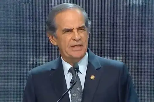 Candidato presidencial del partido Unidad Nacional, Roberto Chiabra. Captura TV