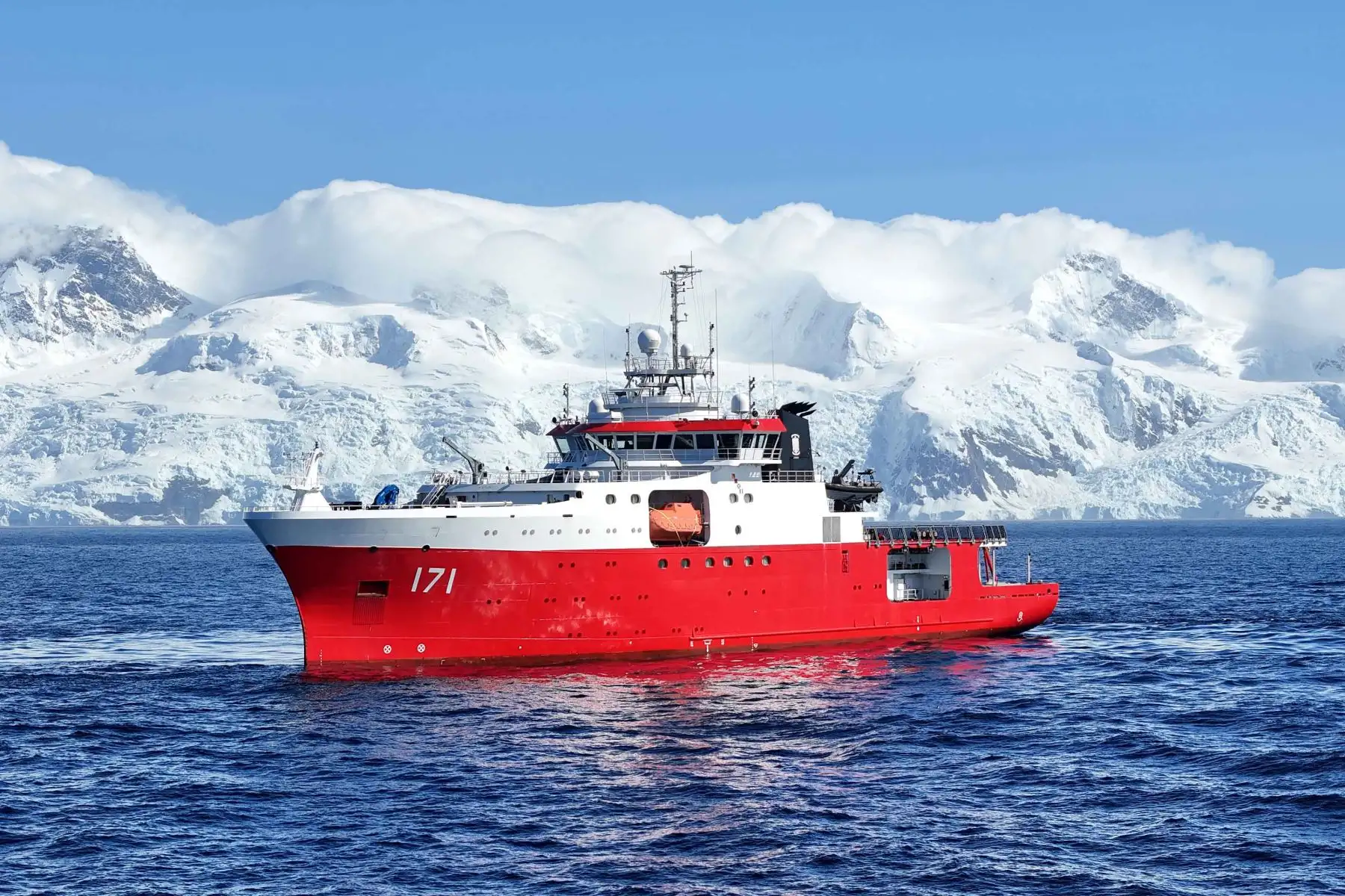 Buque oceanográfico “Carrasco” arribará al Callao luego de exitosa misión en la Antártida