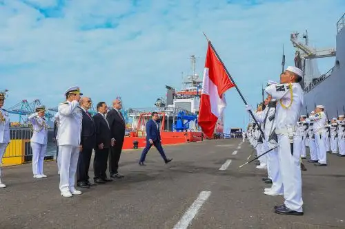 Presidente José María Balcázar participó en la ceremonia de arribo del buque oceanográfico polar B.A.P. Carrasco