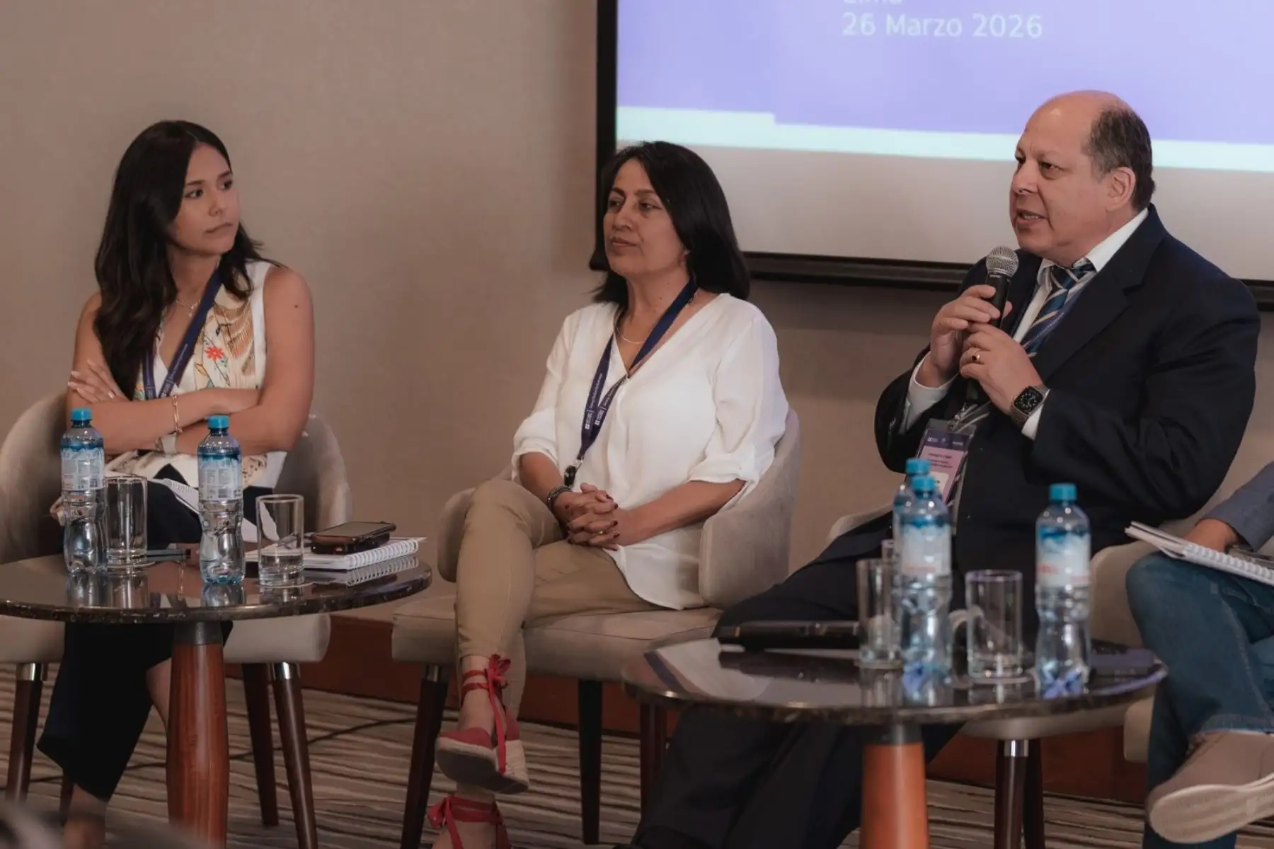 Plantean fortalecer el liderazgo escolar y medir los resultados en educación superior