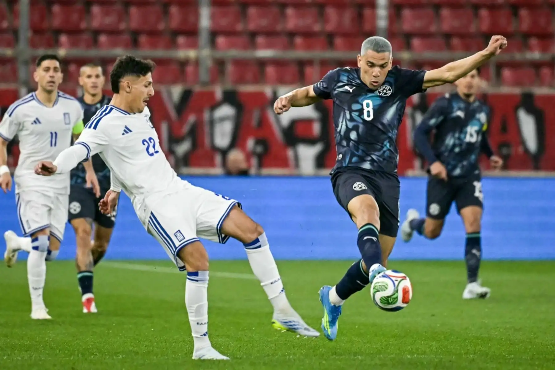 Paraguay encuentra la victoria ante Grecia en el botín derecho de Diego Gómez