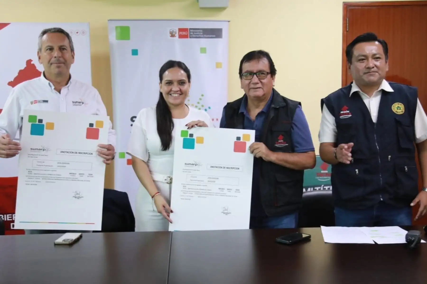 Tacna: entregan 63 títulos de inscripción de propiedad de predios rurales en Tarata