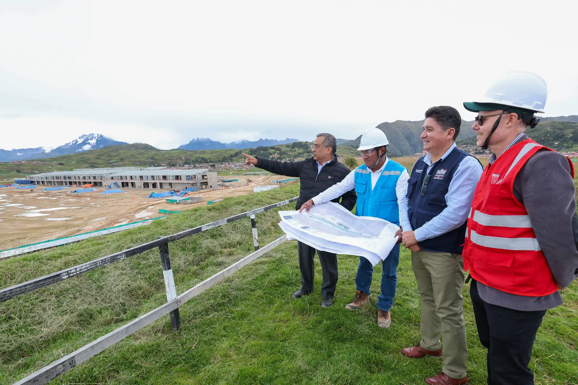 El titular del MTC destacó que este nuevo terminal aéreo será un punto estratégico en América Latina, impulsando el turismo, la economía y desarrollo social, con miras a consolidarse como un hub regional.  Foto: ANDINA/Difusión MTC