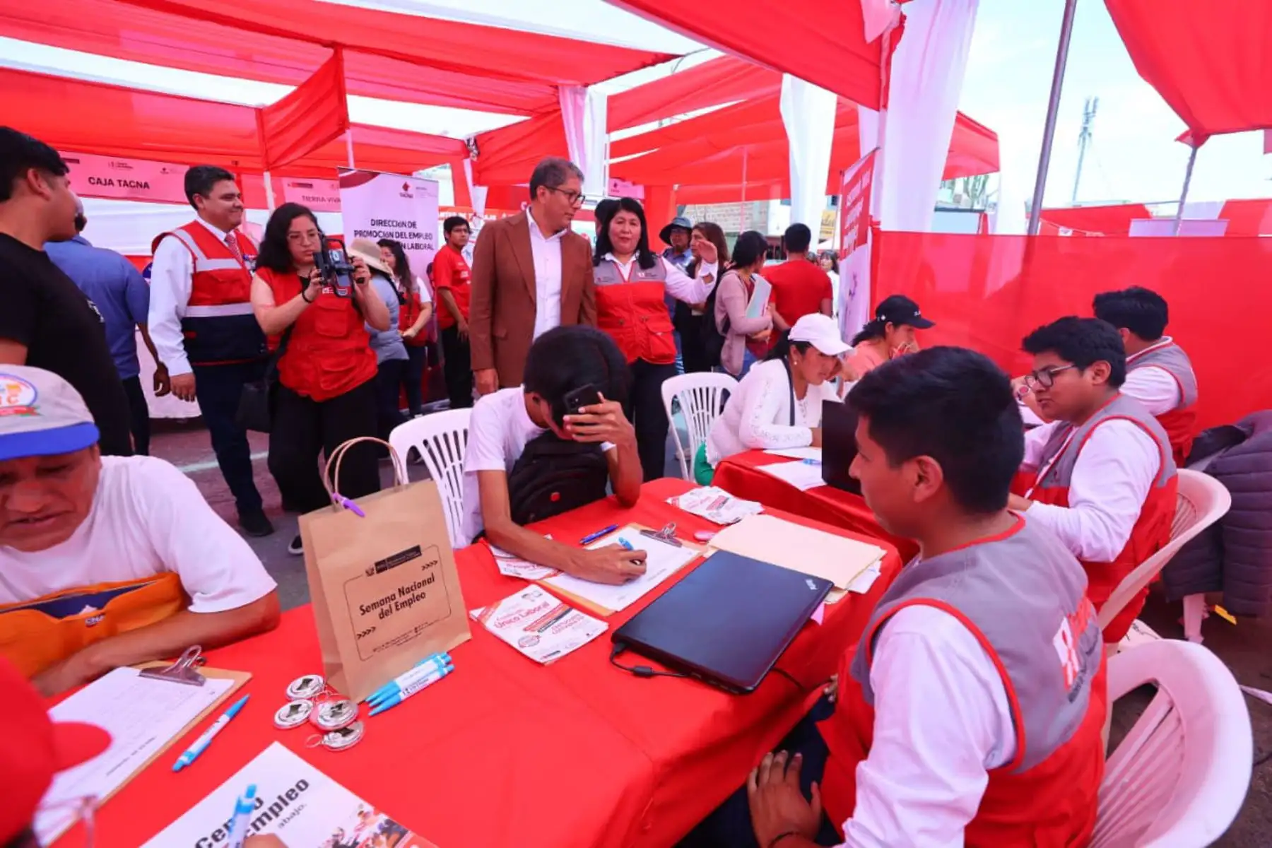 Semana del Empleo: más de 17,400 puestos ofrecidos en 21 regiones