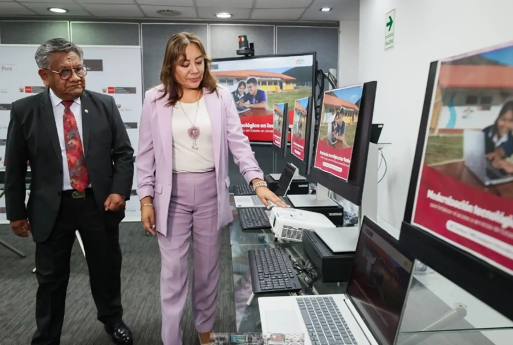 Centros poblados de 17 regiones acceden a servicios digitales del Estado mediante Tambos