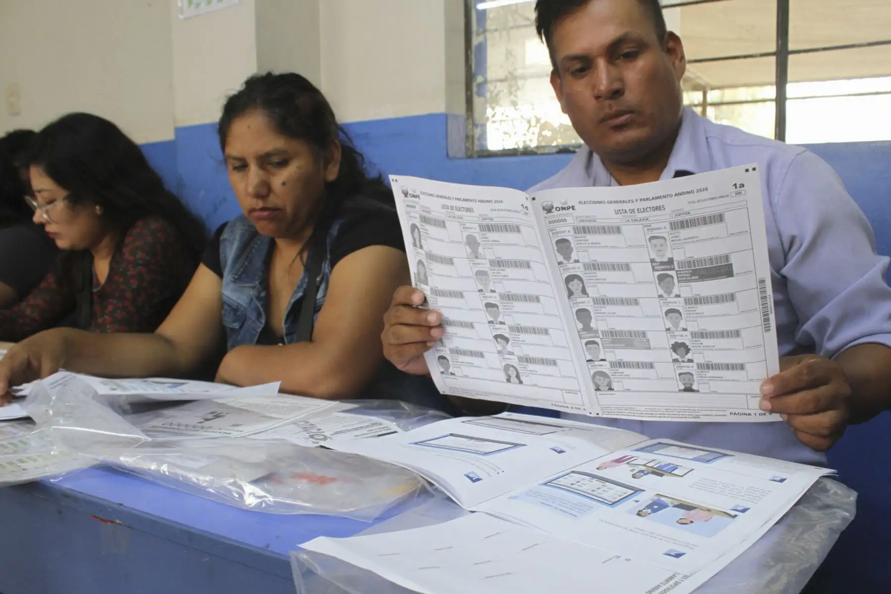 El Jurado Nacional de Elecciones (JNE) fiscalizó, este domingo 29, la primera jornada de capacitación presencial, en Lima y provincias, de los miembros de mesa de sufragio para las Elecciones Generales 2026 (EG 2026), que se realizarán el próximo 12 de abril en todo el país. Foto: JNE