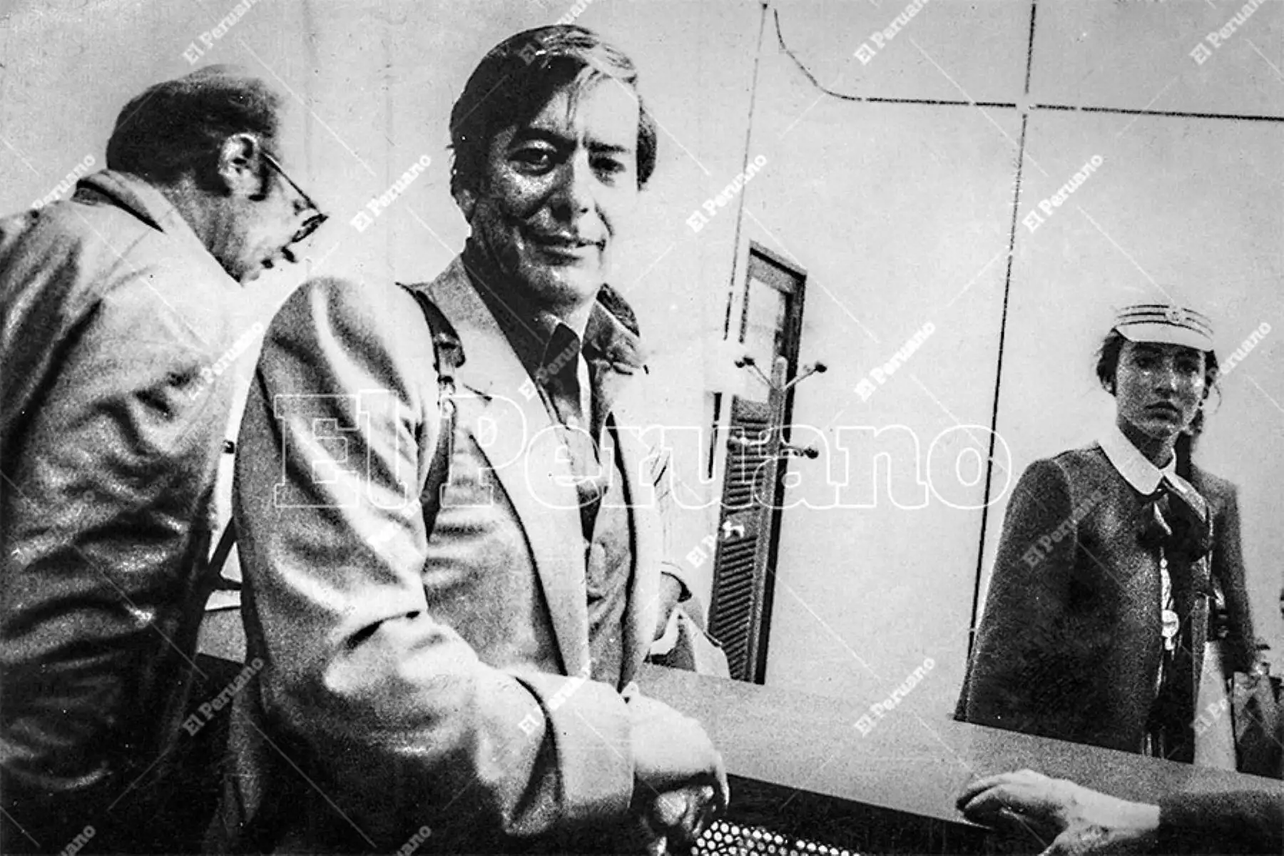 La primera noticia de Mario Vargas Llosa de 1981 llegó desde París. Su novela La tía Julia y el escribidor, con la cual había iniciado otra etapa en su literatura, una con fuerte presencia del humor y la radionovela. Foto: Archivo Histórico de El Peruano