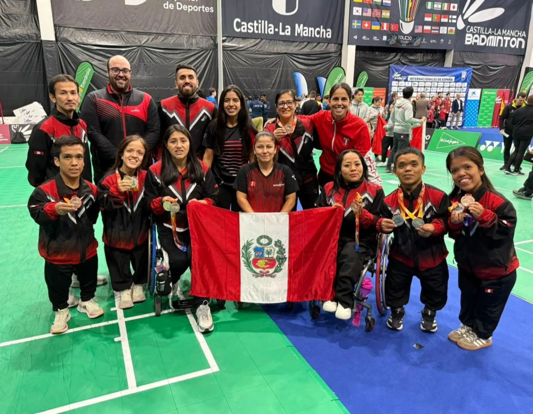 ¡Valen un Perú! El parabádminton peruano ganó ocho medallas en España