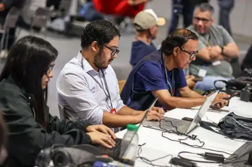 Los concursantes deben presentar una crónica periodística que narre con rigor, realidad y calidad narrativa situaciones vinculadas a la prevención de enfermedades asociadas al Fenómeno El Niño (FEN).ANDINA/Jhonel Rodríguez Robles