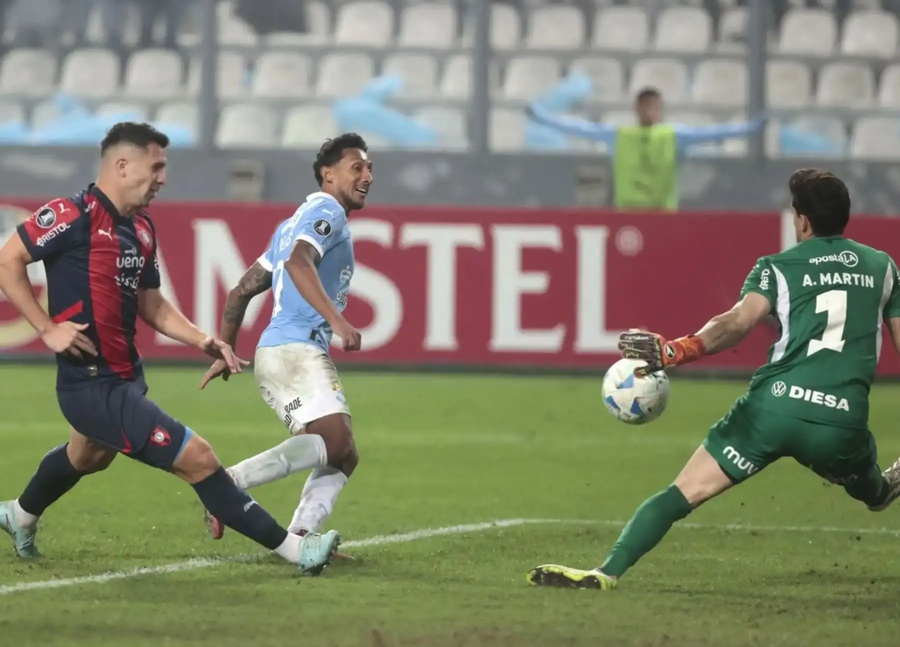 IPD refuerza compromiso con Cristal para que juegue la Libertadores en el Estadio Nacional