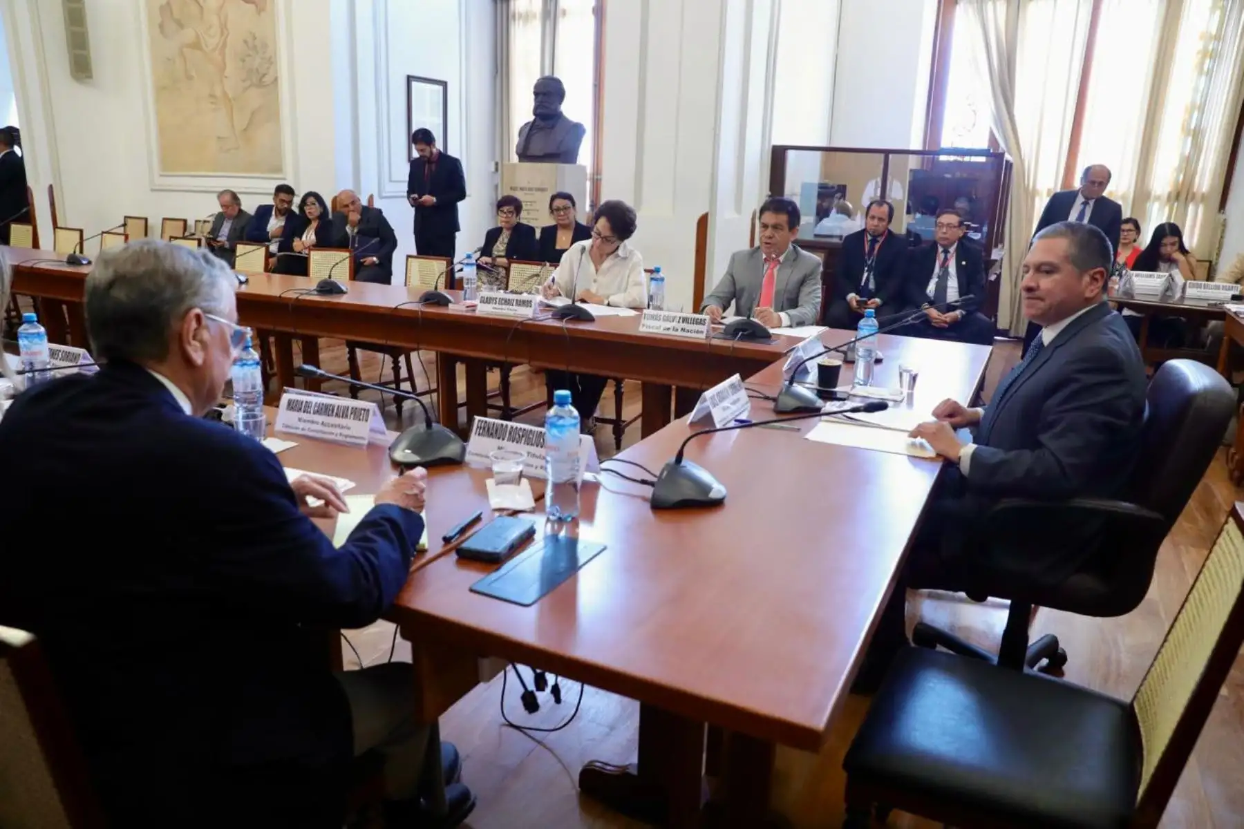 Elecciones 2026: Congreso busca garantizar uso de instituciones educativas para sufragar