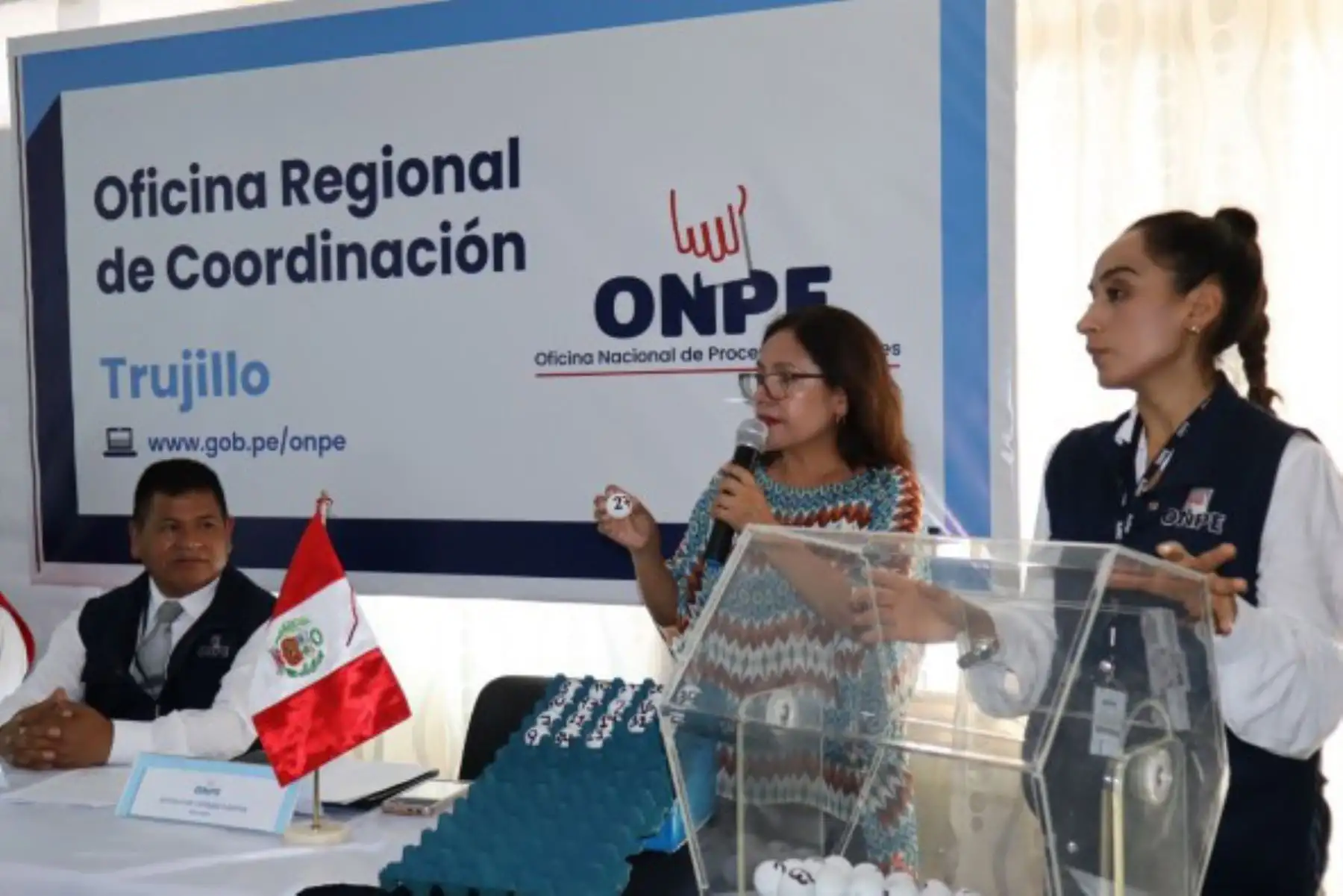 ERM 2026: ONPE sorteó orden de aparición de organizaciones políticas en franja electoral