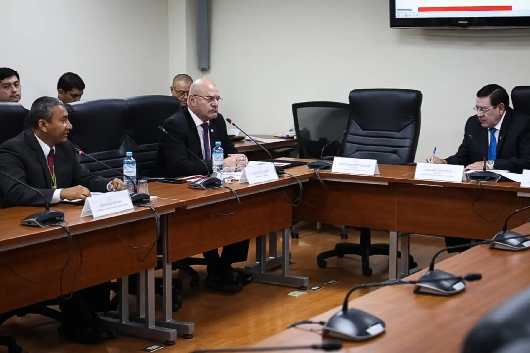 Comisión de Presupuesto aprueba incremento económico para jóvenes del servicio militar