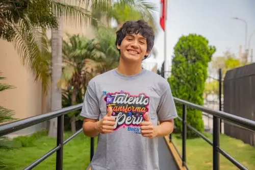 Nicolás Carbajal, de 17 años, es uno de los primeros 1.554 seleccionados para el programa de becas estatales. (Foto: ANDINA/ Difusión)