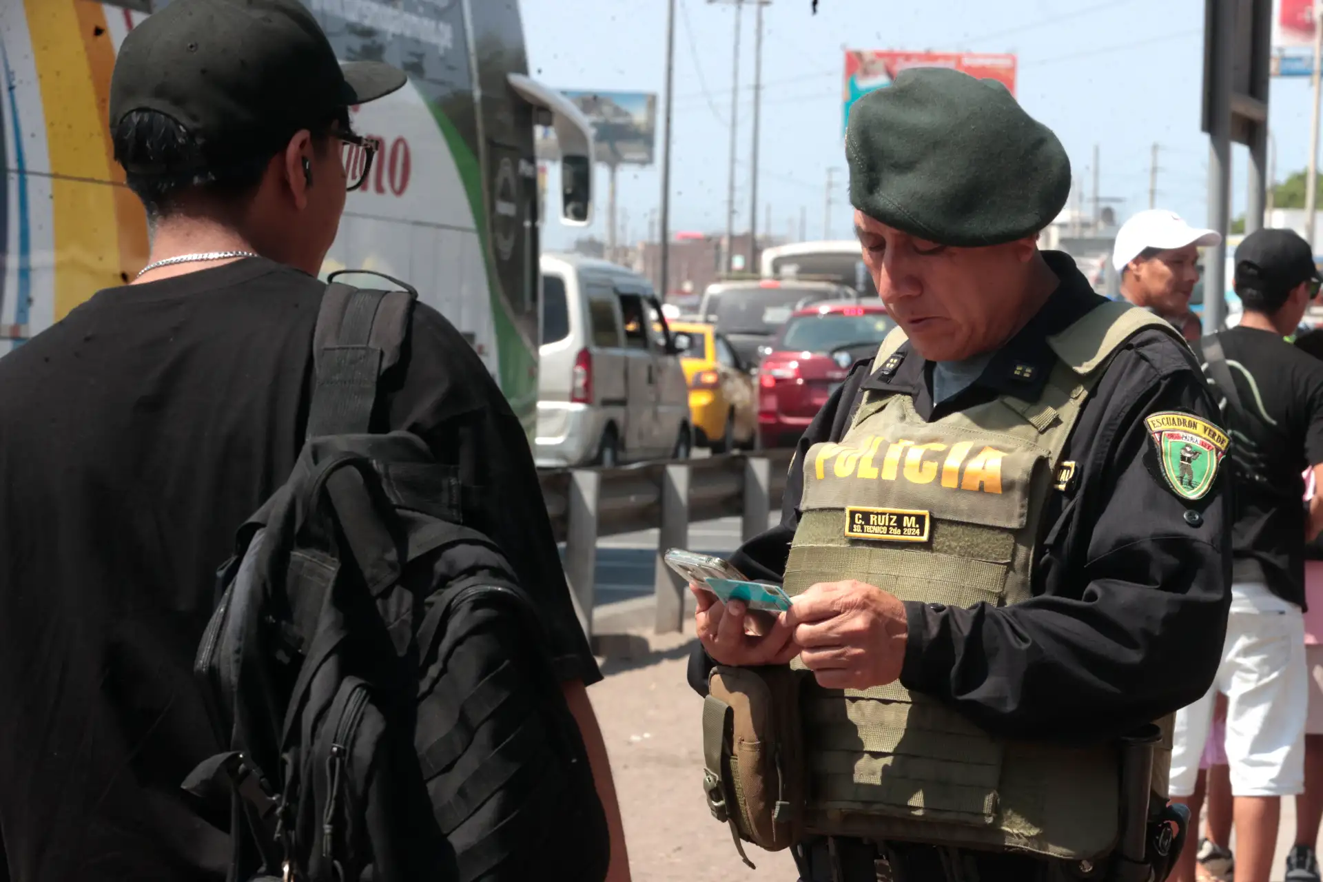 Panamericana Sur registra gran cantidad de congestión vehicular por feriado largo de semana santa pese a ampliación de carriles dispuesta por MML. Foto: ANDINA/Vidal Tarqui