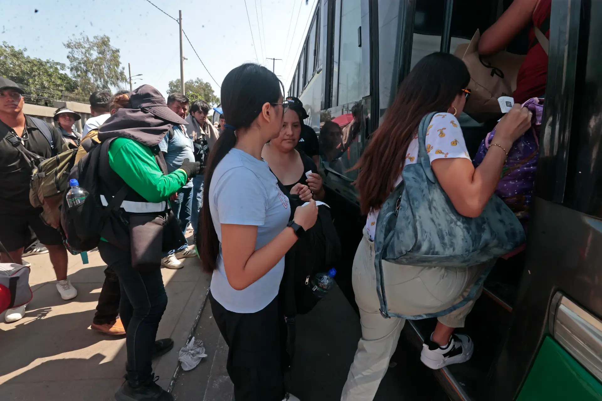 Panamericana Sur registra gran cantidad de congestión vehicular por feriado largo de semana santa pese a ampliación de carriles dispuesta por MML. Foto: ANDINA/Vidal Tarqui