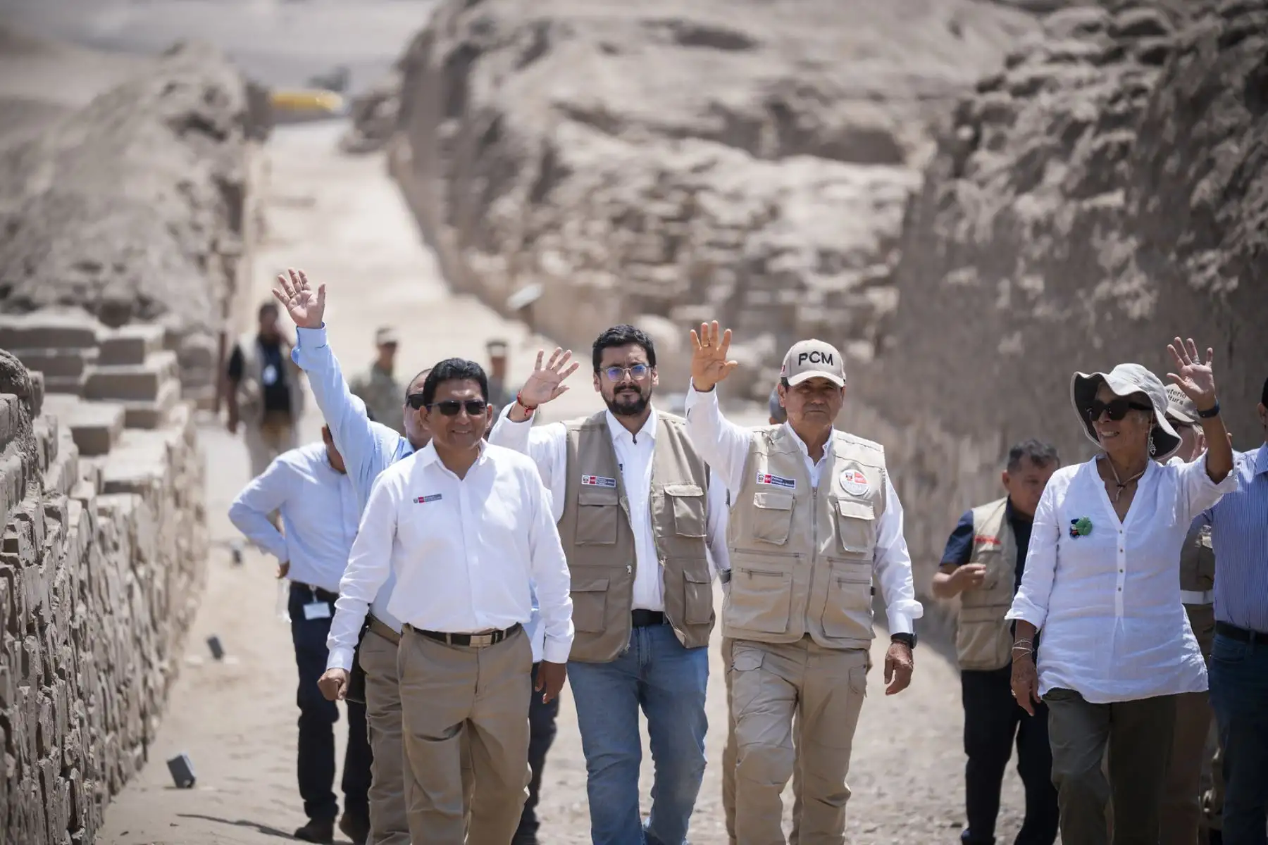 Autoridades visitaron zonas arqueológicas del santuario, destacando su valor patrimonial y su potencial como atractivo turístico. Fotos: ANDINA/Difusión.