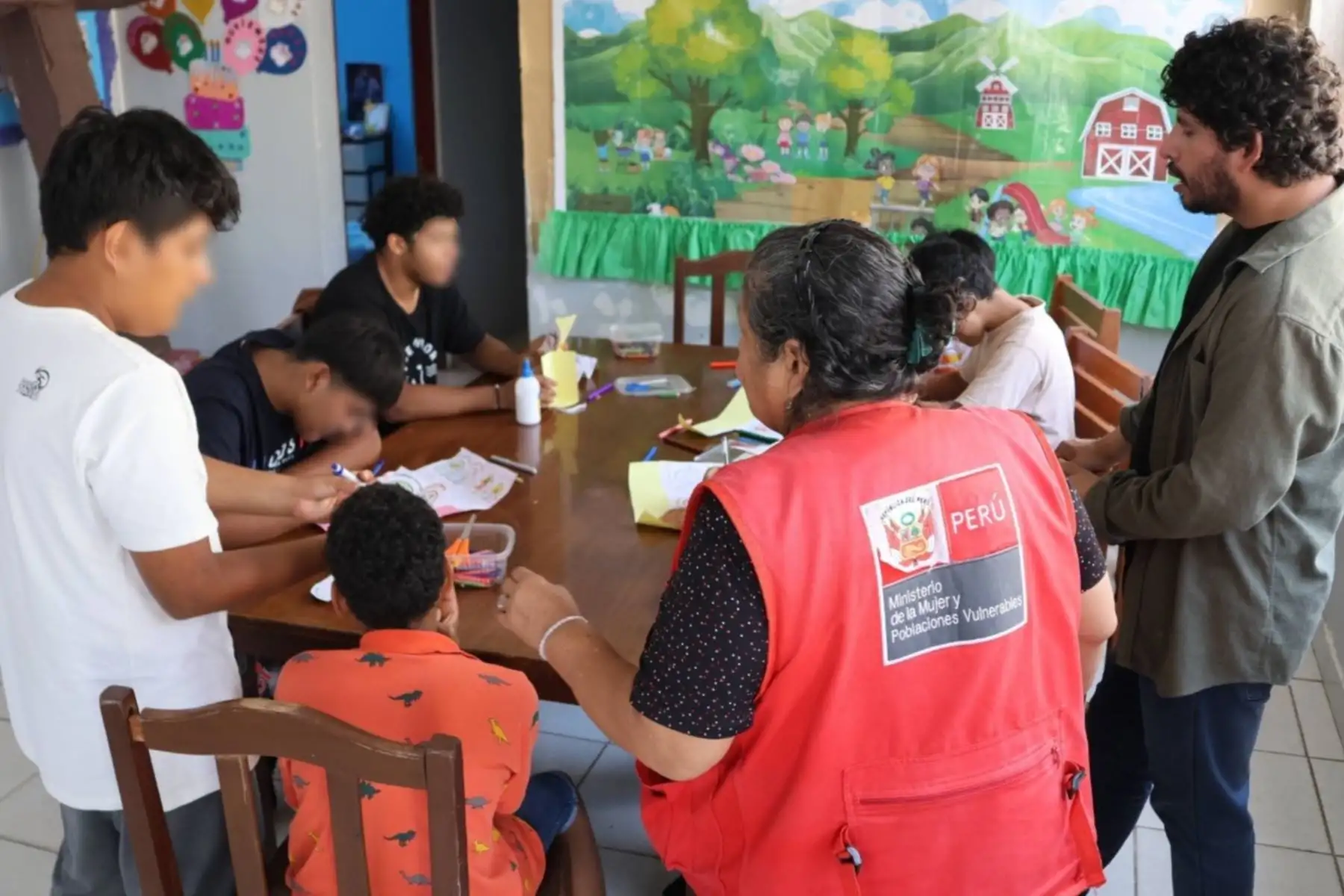 MIMP: ministra Pariona dispone supervisión de centros que atienden a niños y adolescentes