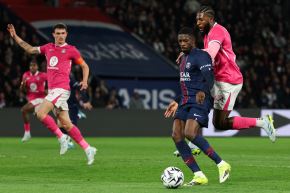 El francés Dembelé anotó un doblete en el triunfo 3-1 del PSG sobre el Toulouse. Foto: AFP
