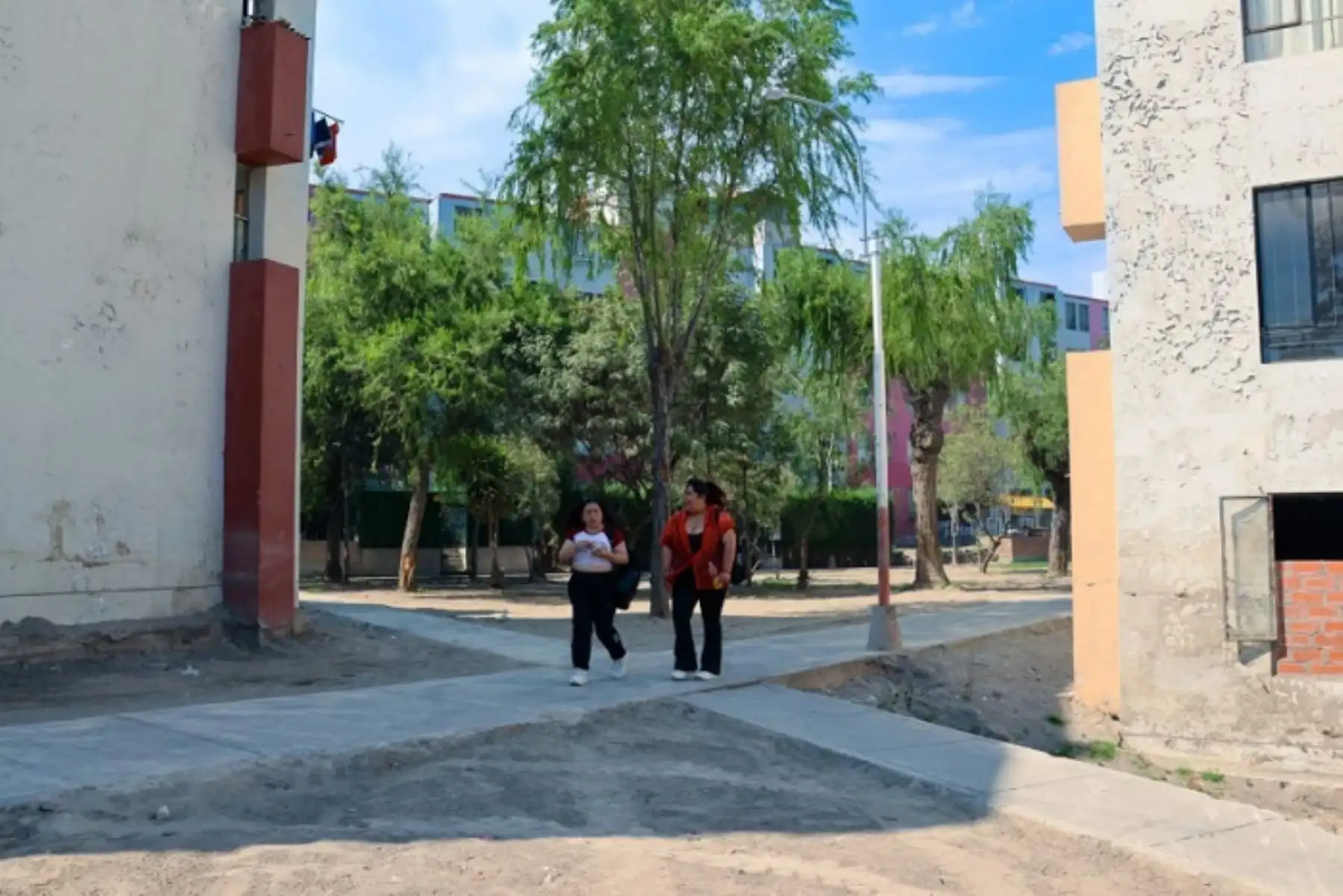 Arequipa: culminan labores de limpieza en Flora Tristán tras desborde de torrentera Chullo