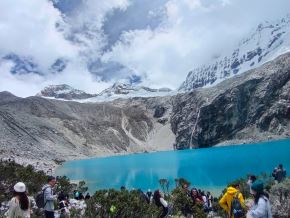 Miles de turistas eligieron el Parque Nacional Huascarán y sus múltiples atractivos, como la laguna Llanganuco, como destino para disfrutar del feriado largo por Semana Santa.
