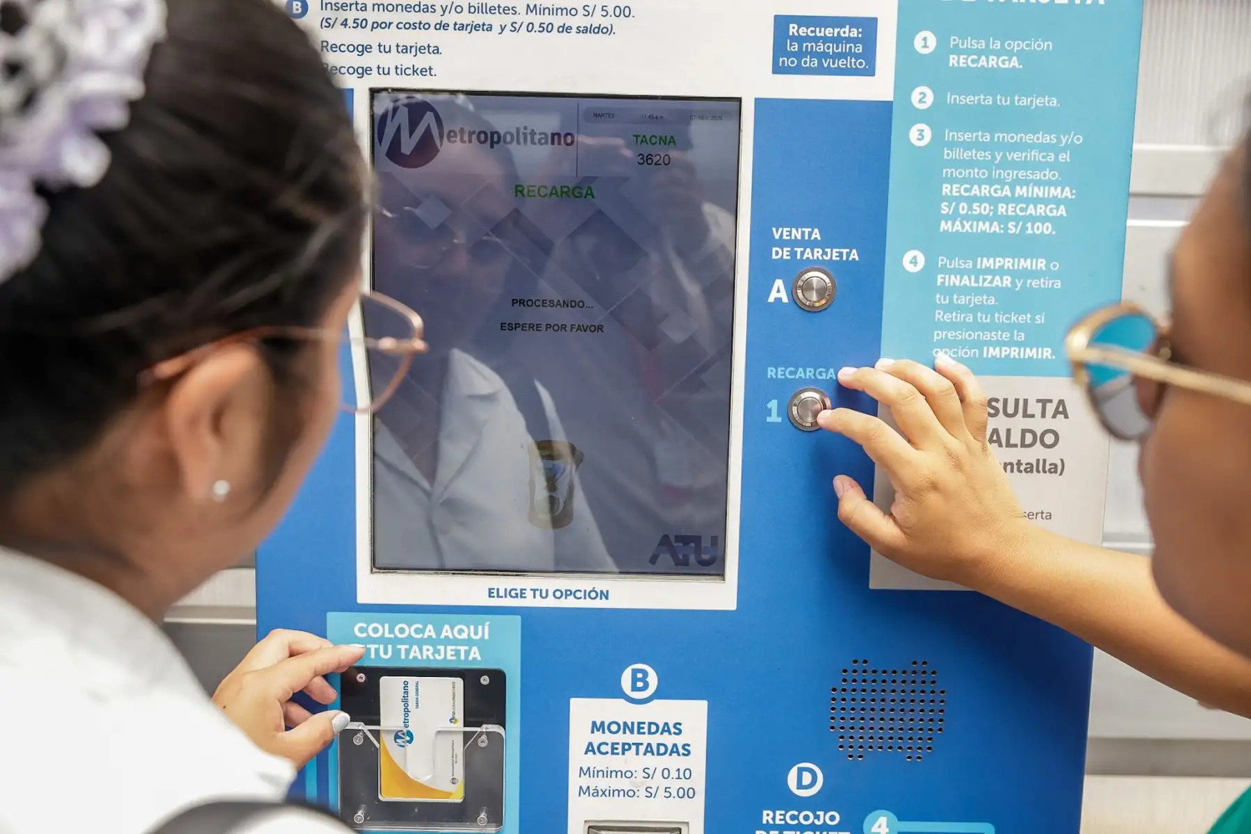 La ATU dispuso que los sistemas integrados de transporte funcionen con frecuencia similar a un día laborable durante el proceso electoral. Fotos: ANDINA/Luis Iparraguirre.