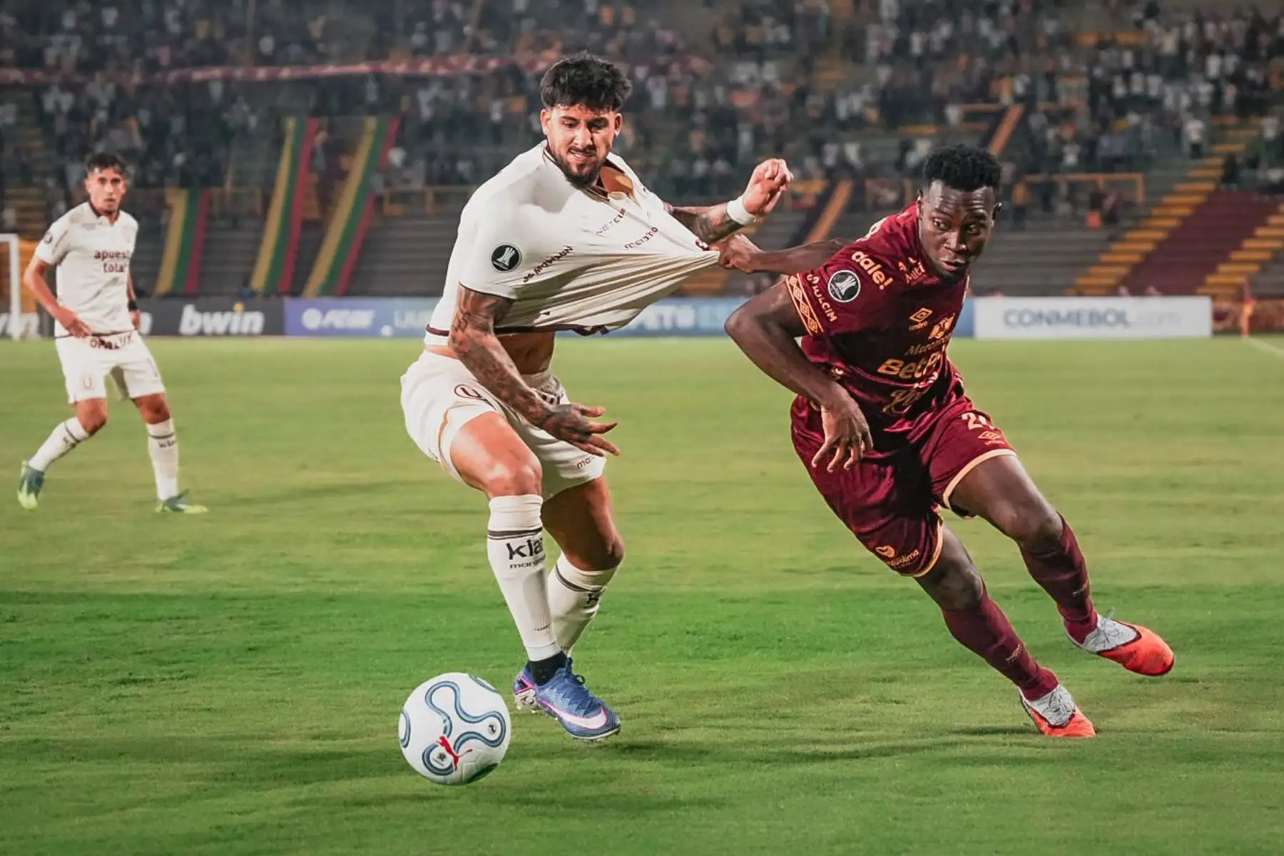 Universitario se enfrenta a Tolima  en la fase de grupos de la Copa Libertadores. Foto: Club Deportes Tolima/X