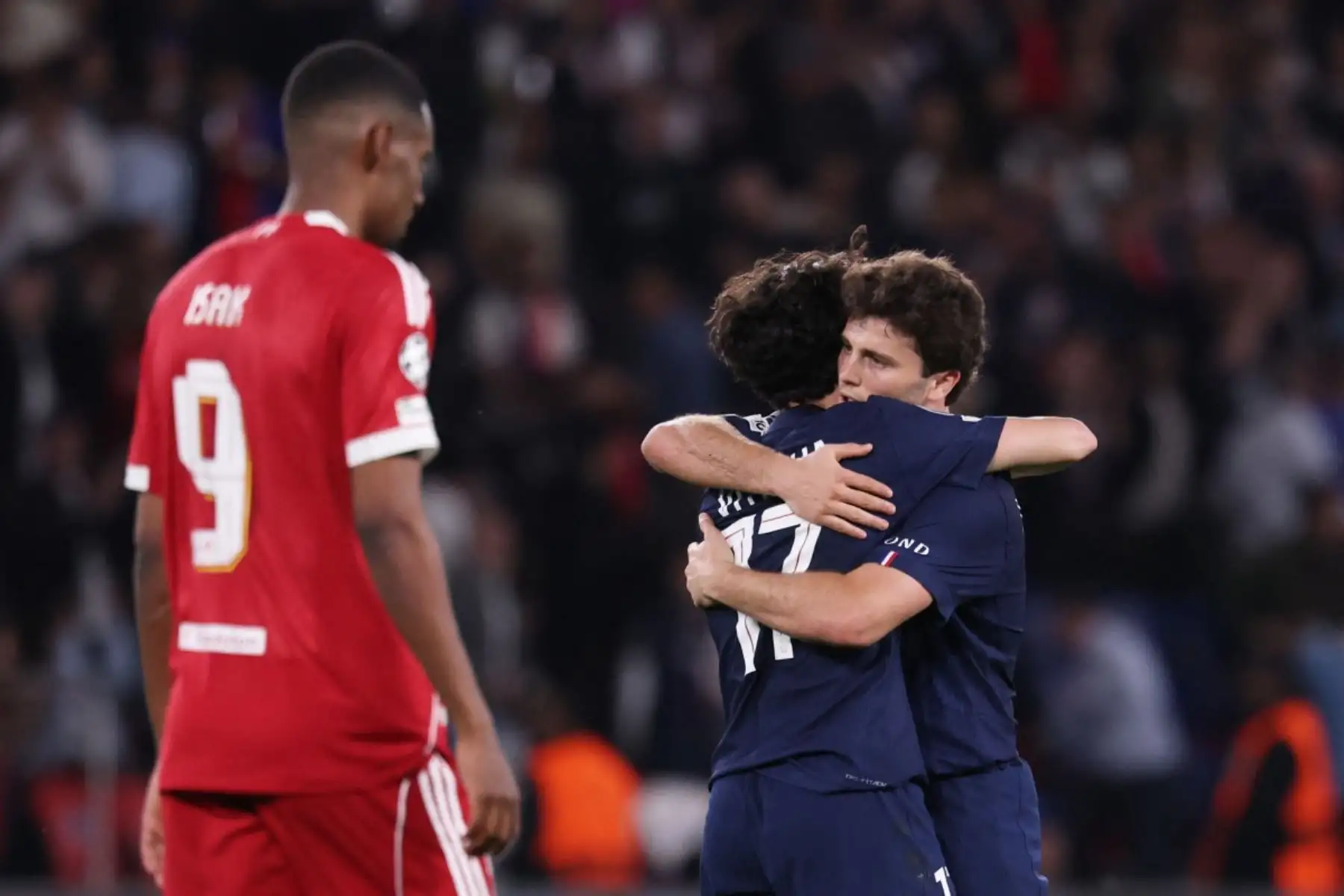 PSG recupera su traje de campeón de Europa y vence 2-0 al Liverpool