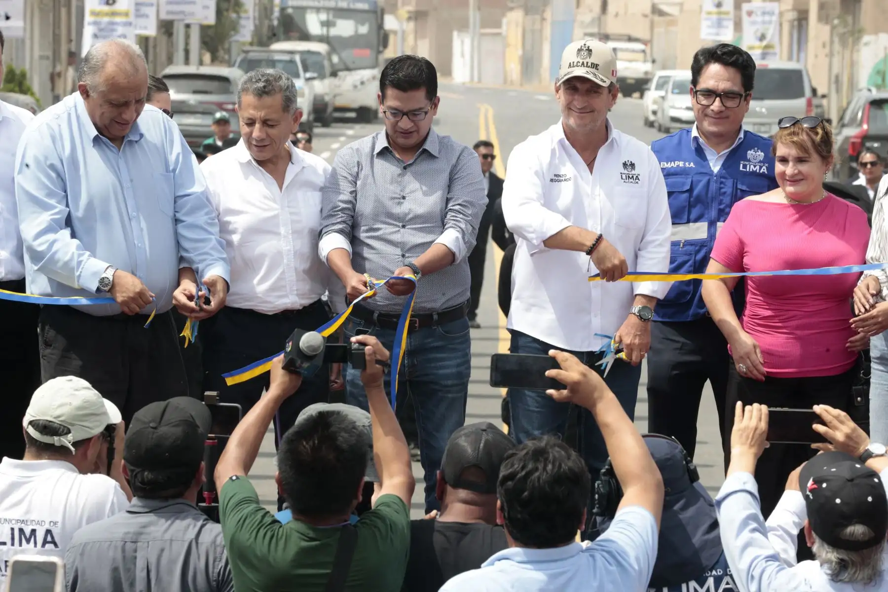 Autoridades municipales acompañaron la entrega del corredor vial seguro, implementado para reducir la criminalidad en una zona priorizada de Lima Norte. Fotos: ANDINA/Vidal Tarqui.