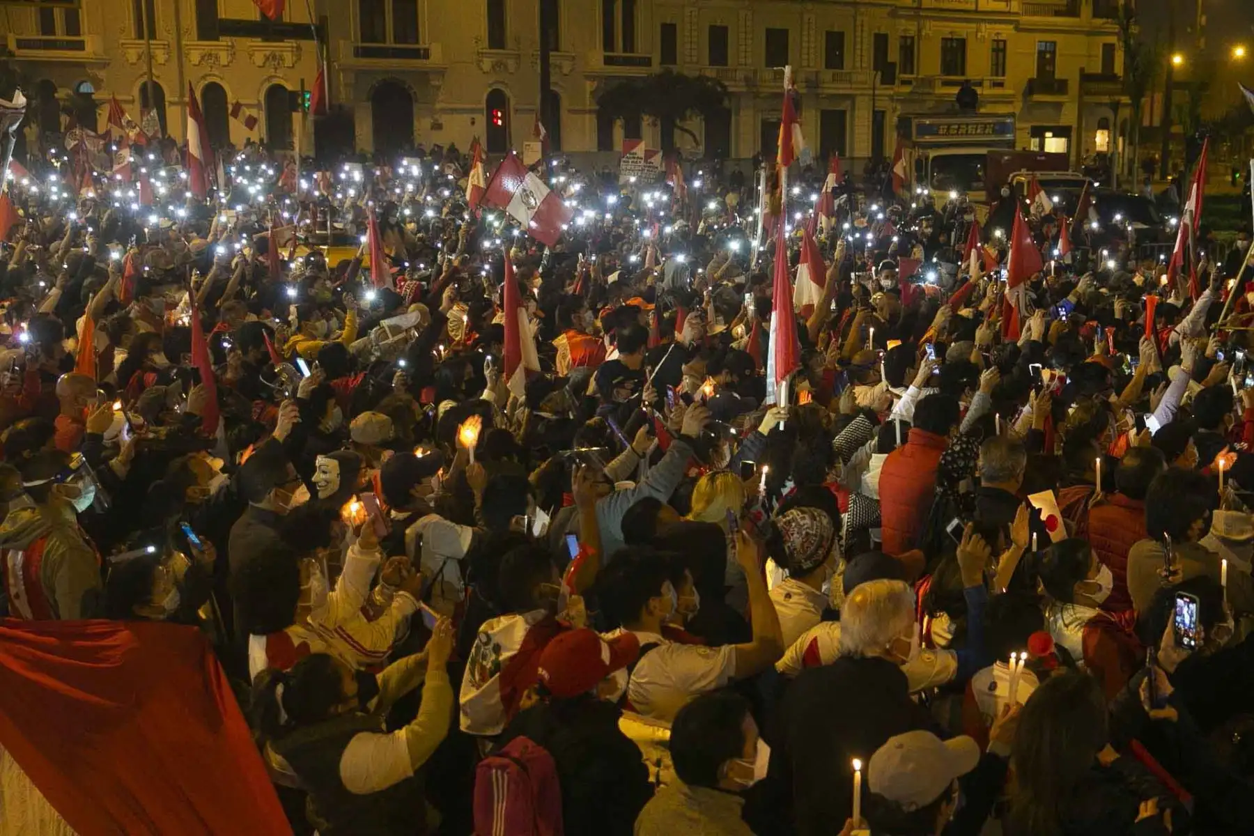 Elecciones 2026: candidatos presidenciales cierran sus campañas en Lima y otras ciudades